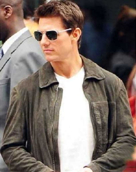 The suede jacket worn by Jack Harper (Tom Cruise) in the film Oblivion 